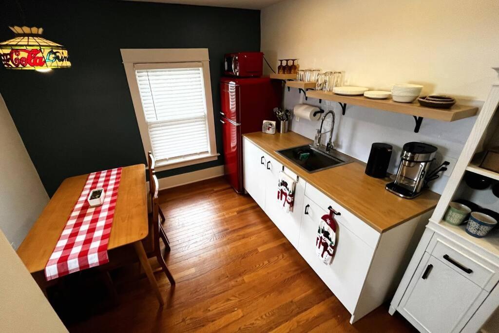 Fiesinger House - Private 3-Bd Unit In Historic Home, Downtown Sandusky Exterior photo